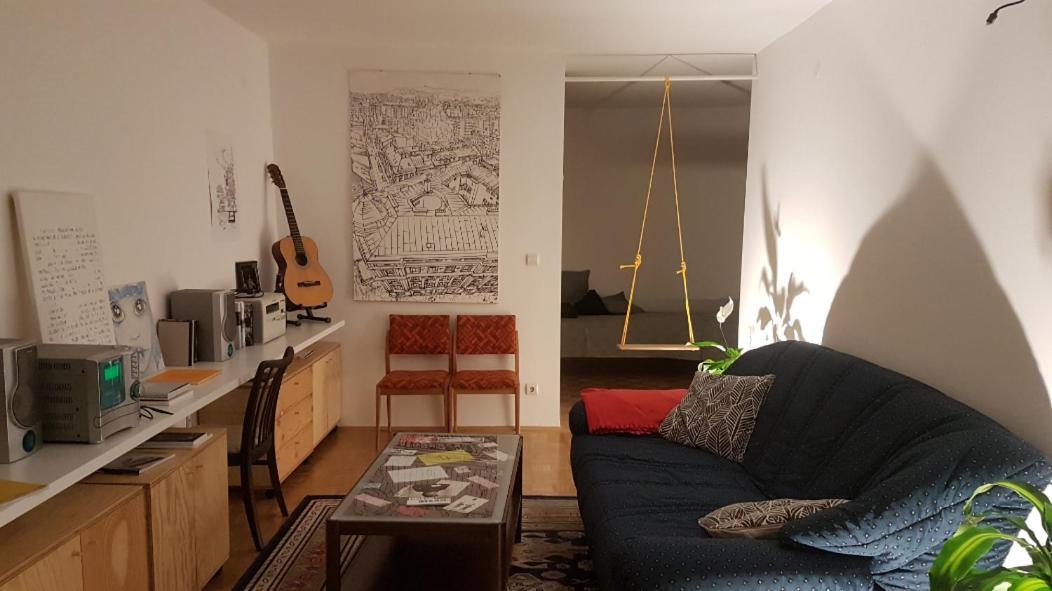Unit4Six Apartment Сараево Екстериор снимка