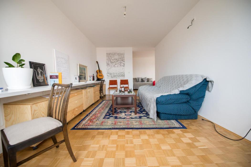 Unit4Six Apartment Сараево Екстериор снимка