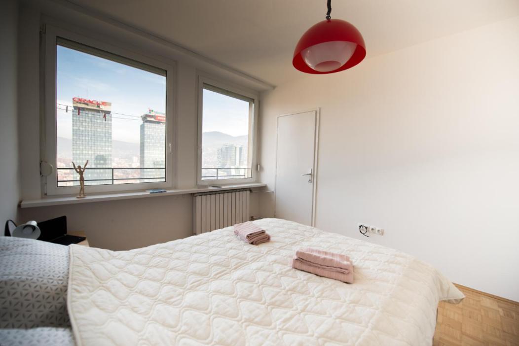 Unit4Six Apartment Сараево Екстериор снимка