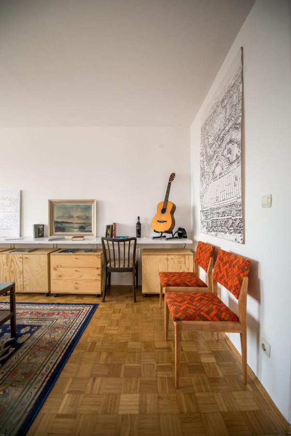 Unit4Six Apartment Сараево Екстериор снимка